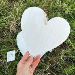 cuore in legno bianco da 20 cm